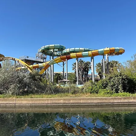 Red Pearl- Piscine, Parking Prive, Pour 4 Personnes Equipe, De Richelieu A 200 Metres אגדה