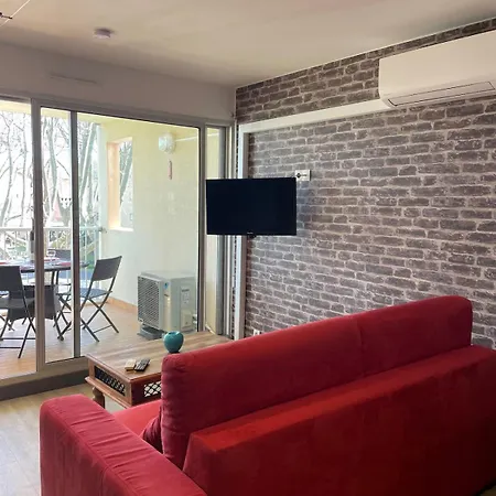 דירה Red Pearl- Piscine, Parking Prive, Pour 4 Personnes Equipe, De Richelieu A 200 Metres