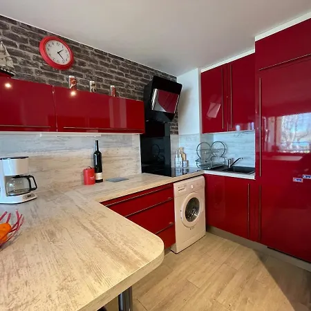 Red Pearl- Piscine, Parking Prive, Pour 4 Personnes Equipe, De Richelieu A 200 Metres *